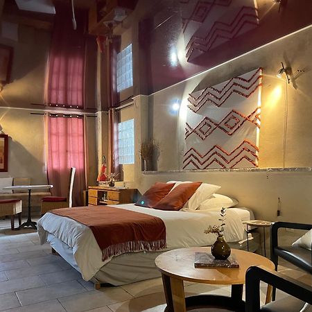 In Provence Hotel - Experience Atypique Venelles Esterno foto