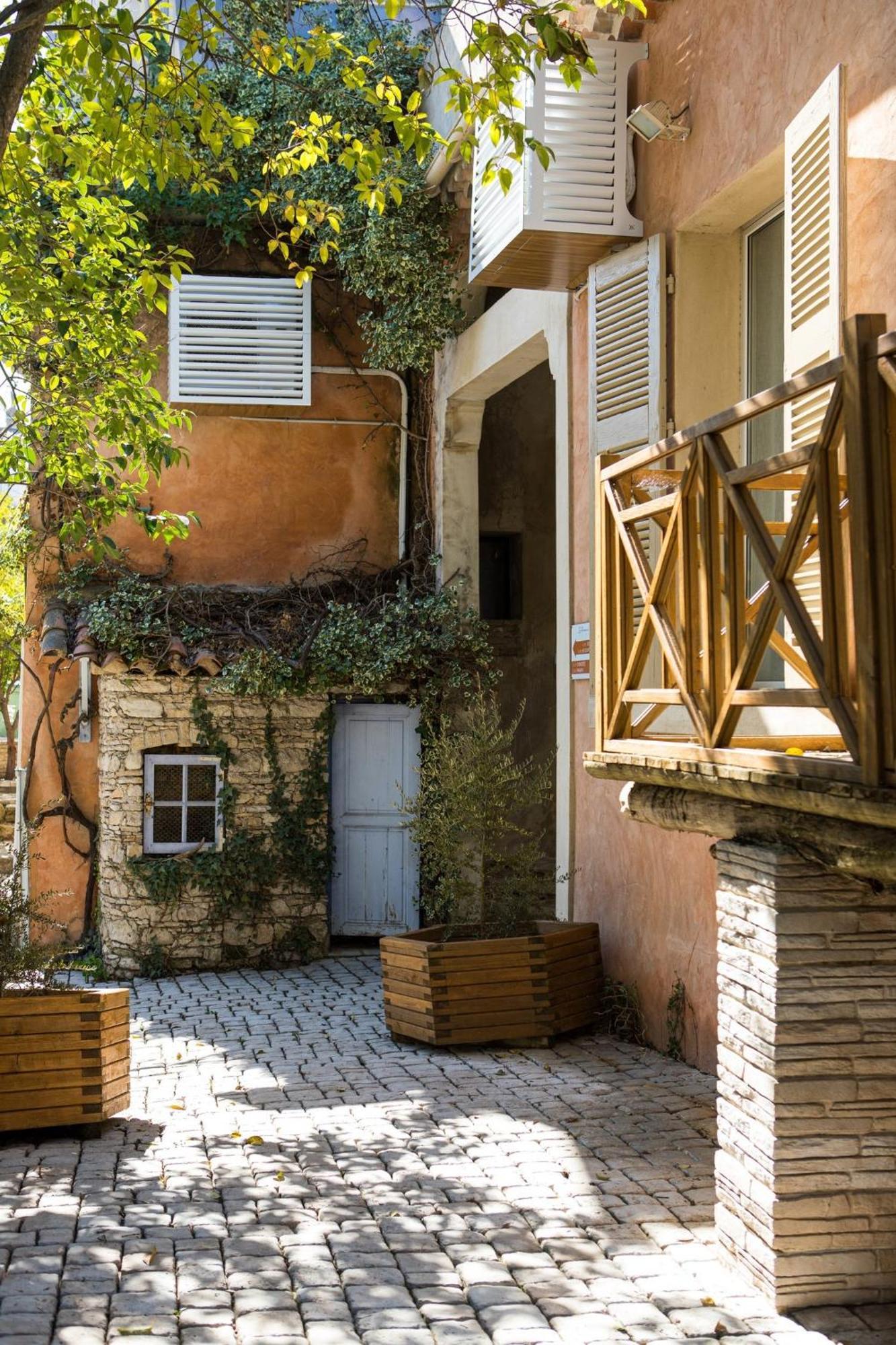 In Provence Hotel - Experience Atypique Venelles Esterno foto