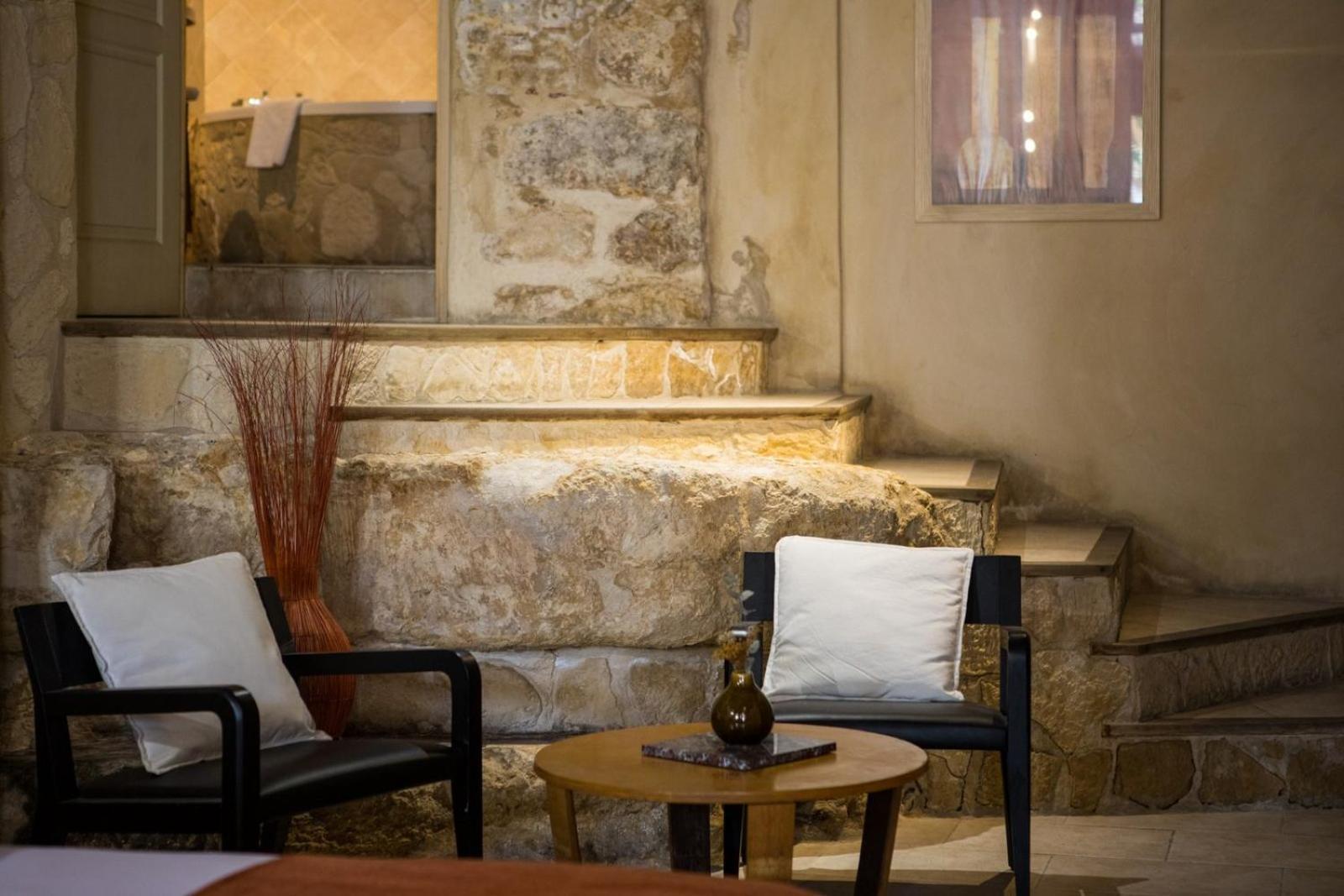 In Provence Hotel - Experience Atypique Venelles Esterno foto