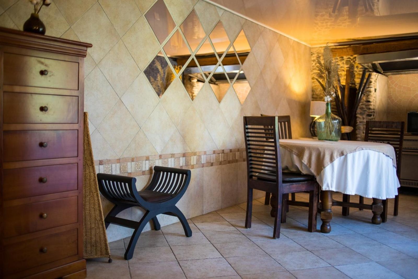 In Provence Hotel - Experience Atypique Venelles Esterno foto