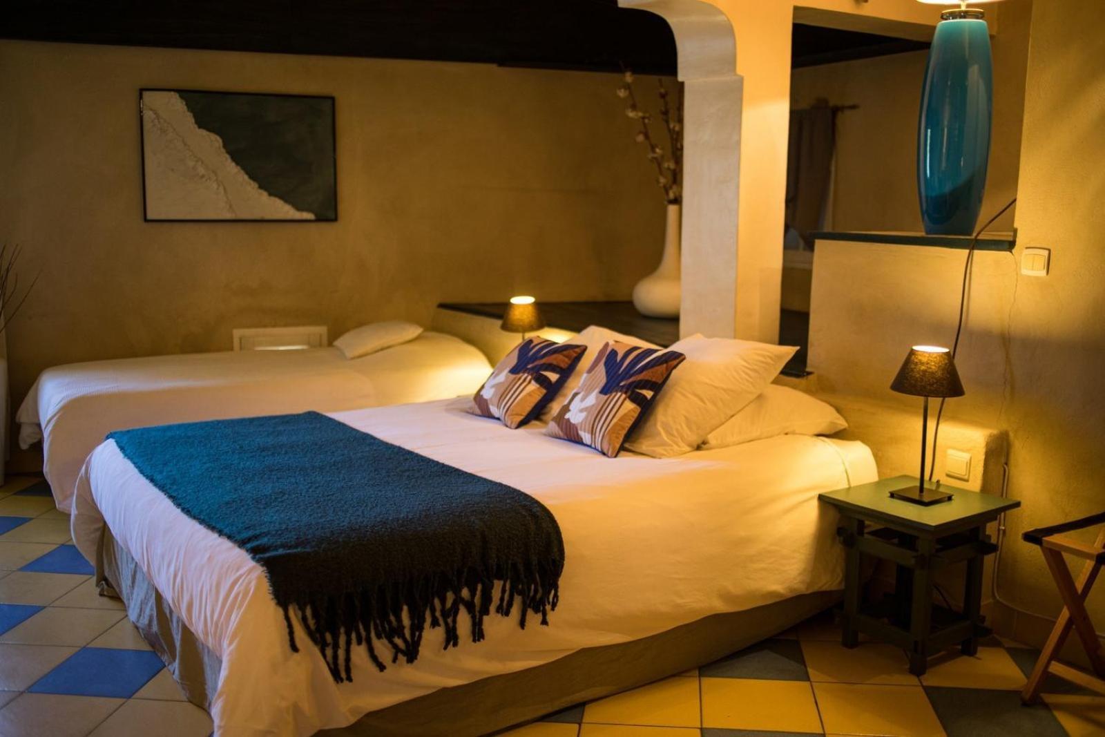 In Provence Hotel - Experience Atypique Venelles Esterno foto
