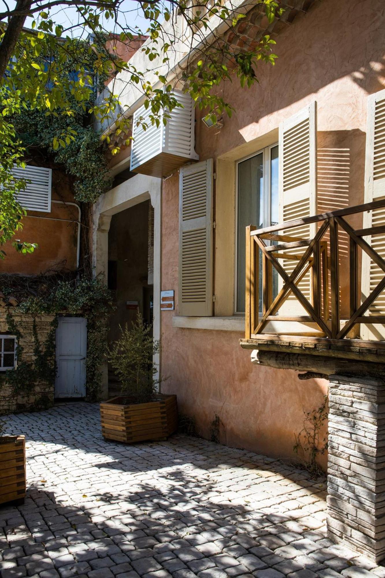 In Provence Hotel - Experience Atypique Venelles Esterno foto